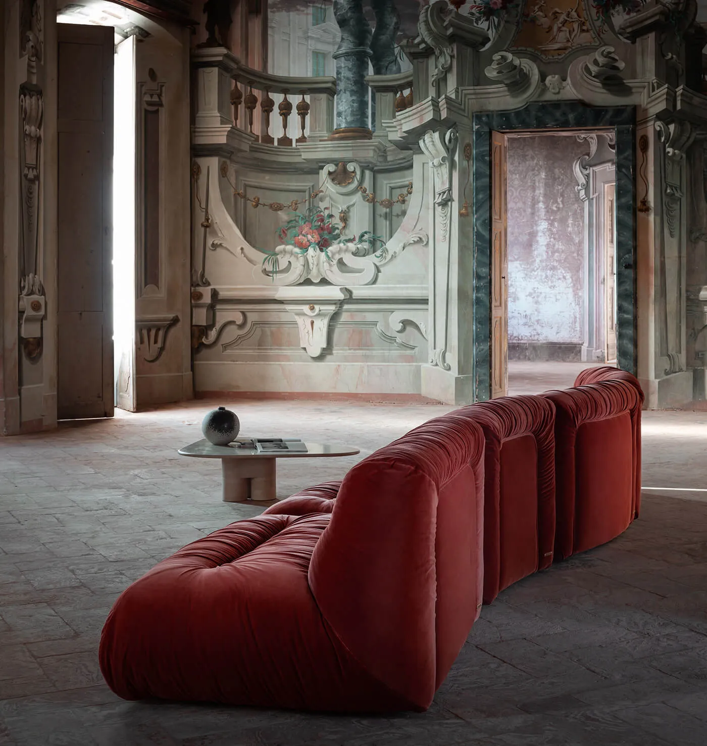 MAMBO by GHIDINI1961 – Curved modular velvet sofa