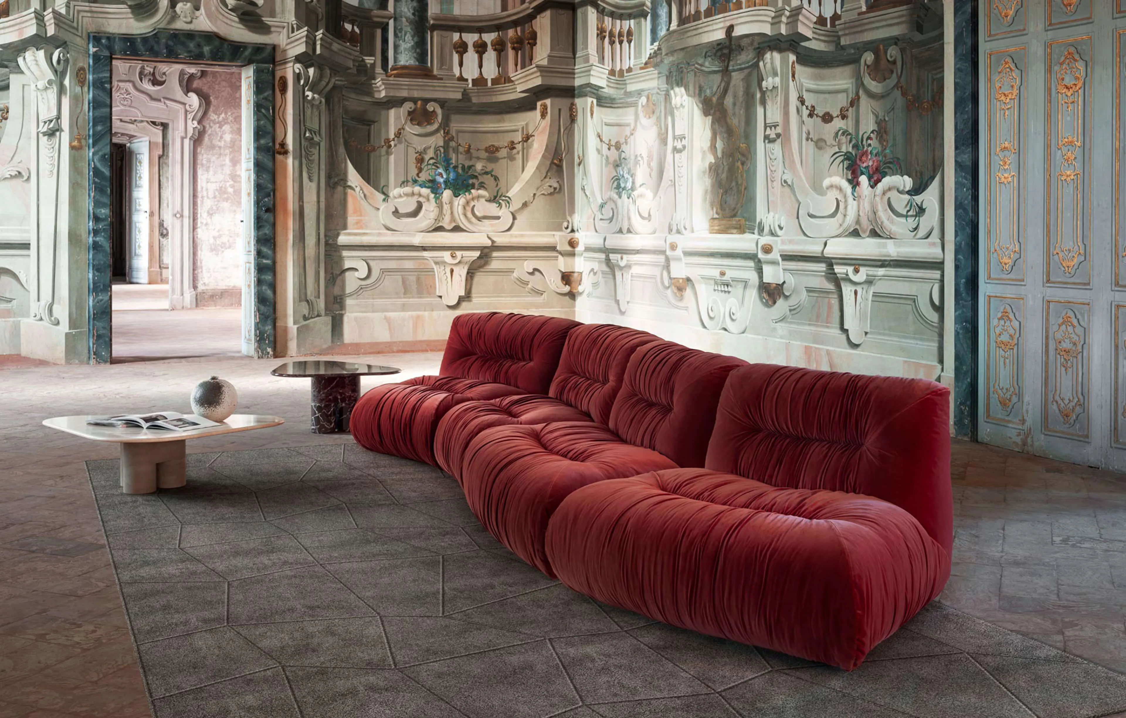 MAMBO by GHIDINI1961 – Curved modular velvet sofa